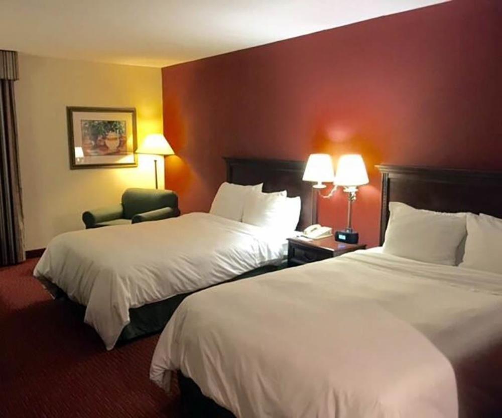 Clarion Hotel Indianapolis Exterior photo