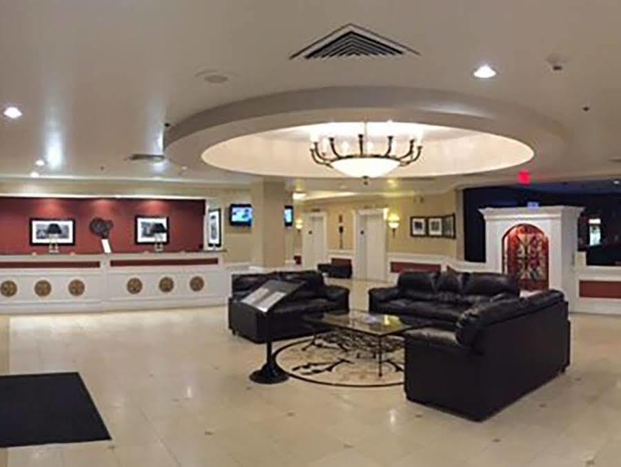 Clarion Hotel Indianapolis Exterior photo